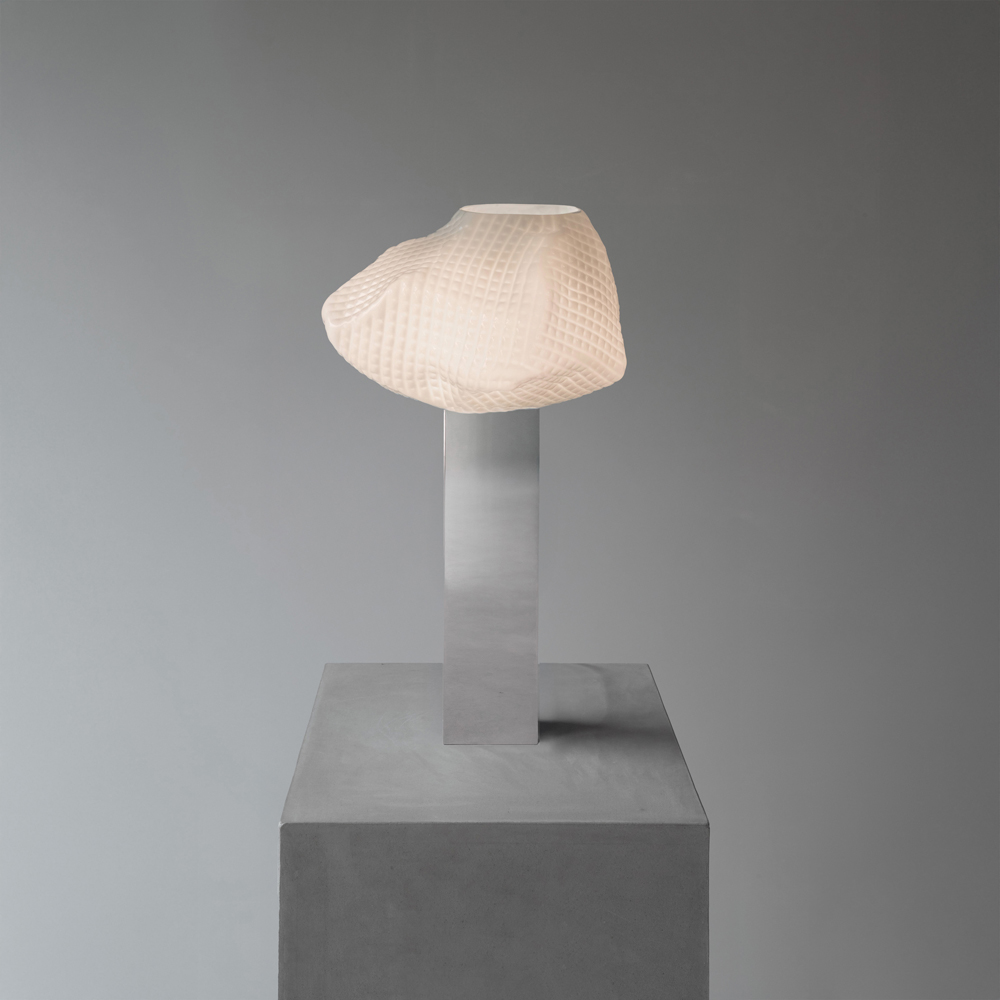 GiopatoCoombes_Nokori_ Ni_High_Table_BlockBase_StillLife